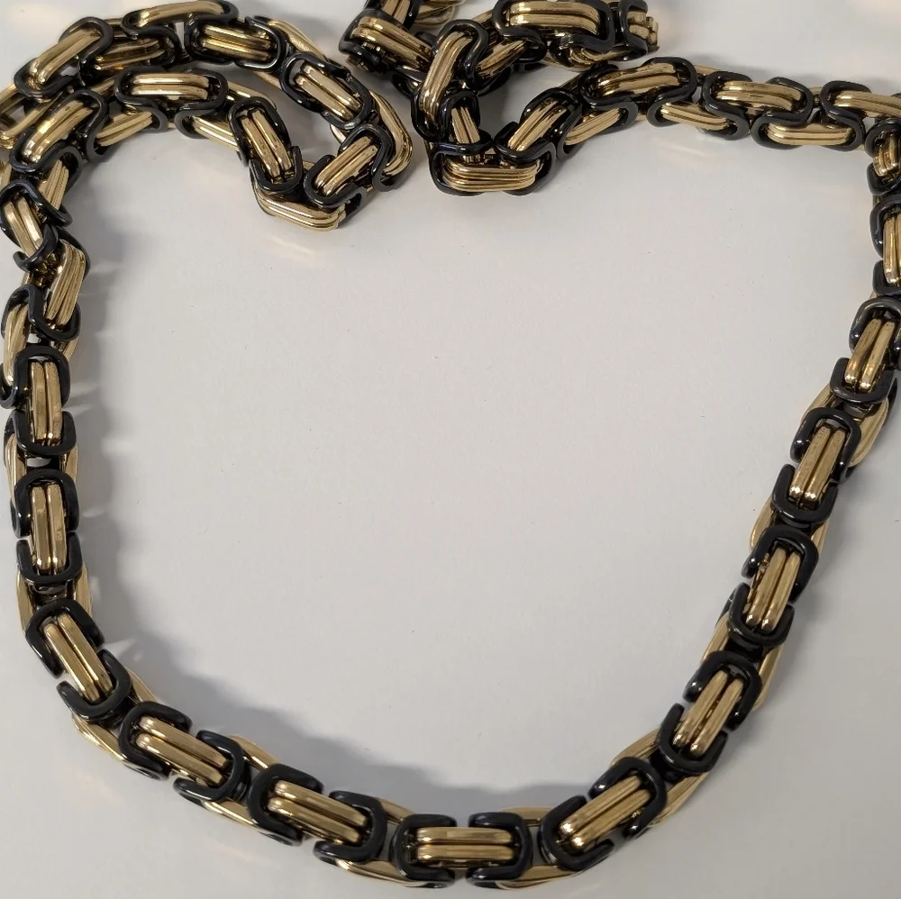 Two Colored Necklace
